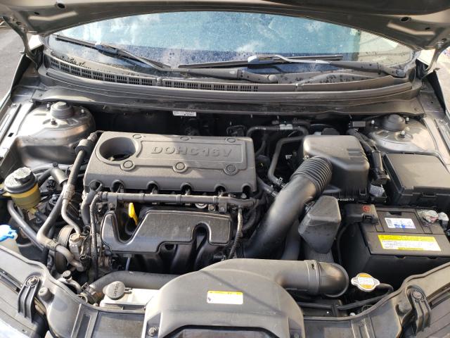 Photo 6 VIN: KNAFU4A26B5417471 - KIA FORTE EX 