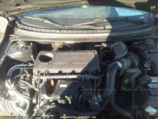 Photo 9 VIN: KNAFU4A26B5448736 - KIA FORTE 