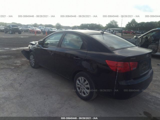 Photo 2 VIN: KNAFU4A26B5465598 - KIA FORTE 