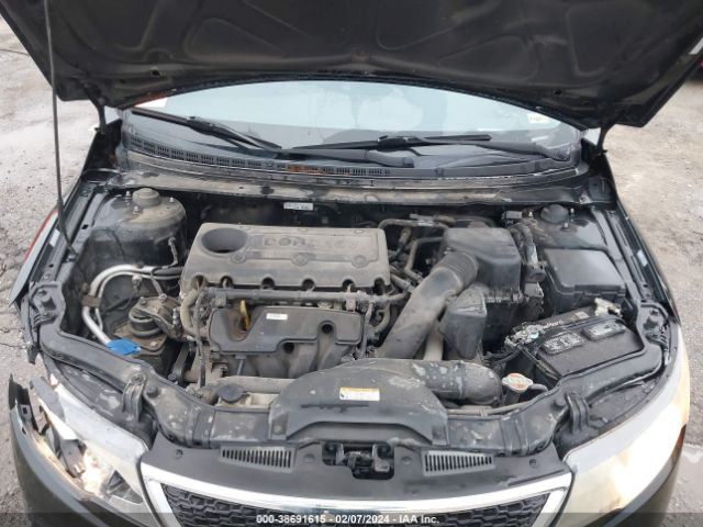 Photo 9 VIN: KNAFU4A26C5471273 - KIA FORTE 