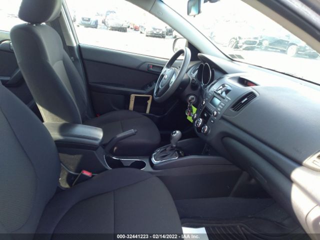 Photo 4 VIN: KNAFU4A26C5502148 - KIA FORTE 