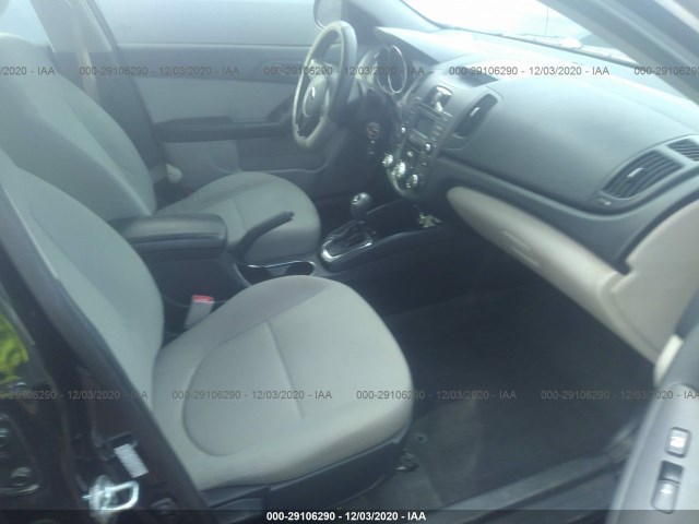 Photo 4 VIN: KNAFU4A26C5503381 - KIA FORTE 