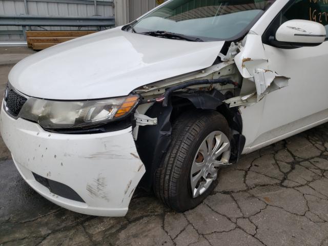 Photo 8 VIN: KNAFU4A26C5573012 - KIA FORTE EX 