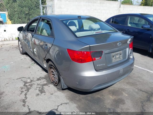 Photo 2 VIN: KNAFU4A26C5587430 - KIA FORTE 