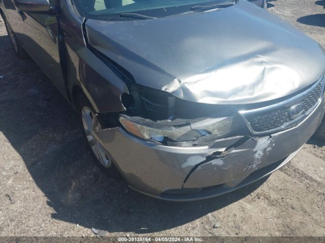 Photo 5 VIN: KNAFU4A26C5603108 - KIA FORTE 