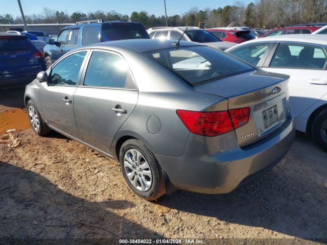 Photo 2 VIN: KNAFU4A26C5606834 - KIA FORTE 