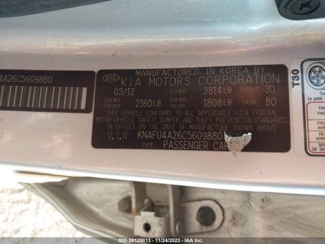 Photo 8 VIN: KNAFU4A26C5609880 - KIA FORTE 