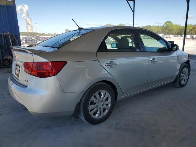 Photo 2 VIN: KNAFU4A26C5621009 - KIA FORTE 