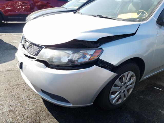 Photo 8 VIN: KNAFU4A26C5630549 - KIA FORTE EX 