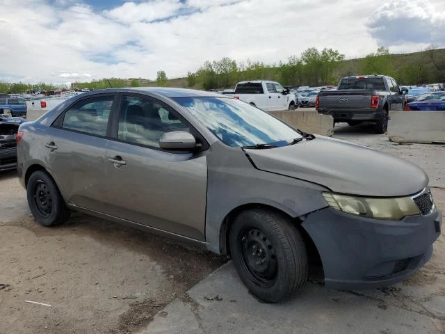 Photo 3 VIN: KNAFU4A26C5633709 - KIA FORTE EX 