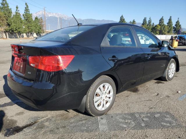 Photo 2 VIN: KNAFU4A26D5657784 - KIA FORTE 