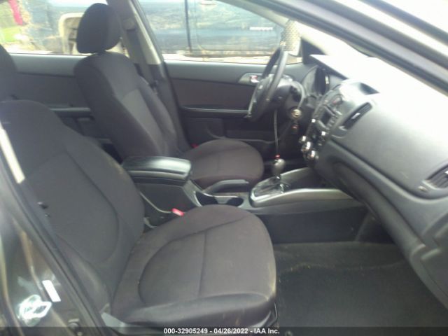 Photo 4 VIN: KNAFU4A26D5664010 - KIA FORTE 