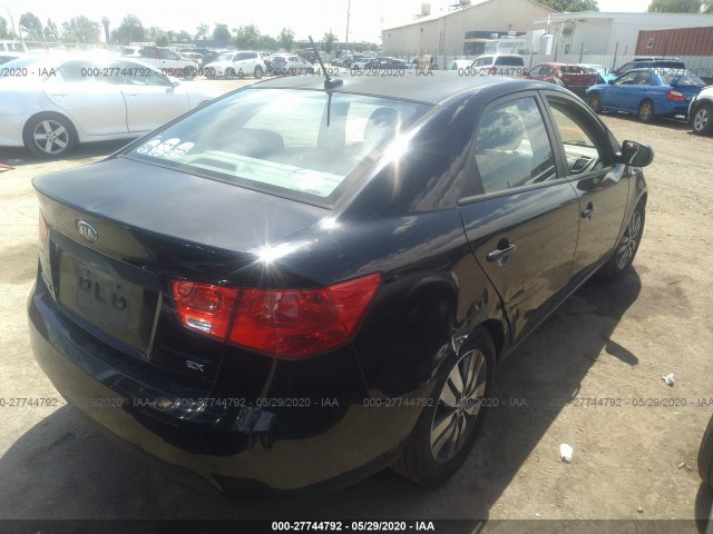 Photo 3 VIN: KNAFU4A26D5675718 - KIA FORTE 