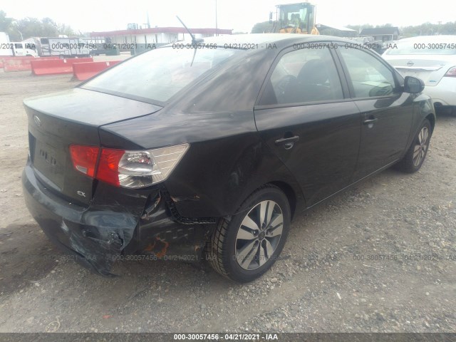 Photo 3 VIN: KNAFU4A26D5685780 - KIA FORTE 