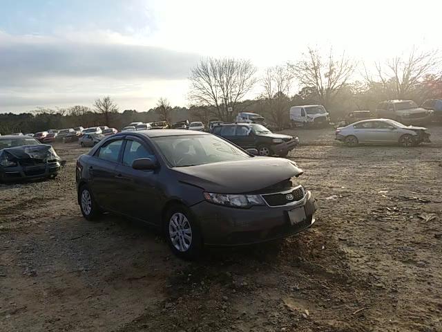 Photo 10 VIN: KNAFU4A26D5687139 - KIA FORTE EX 