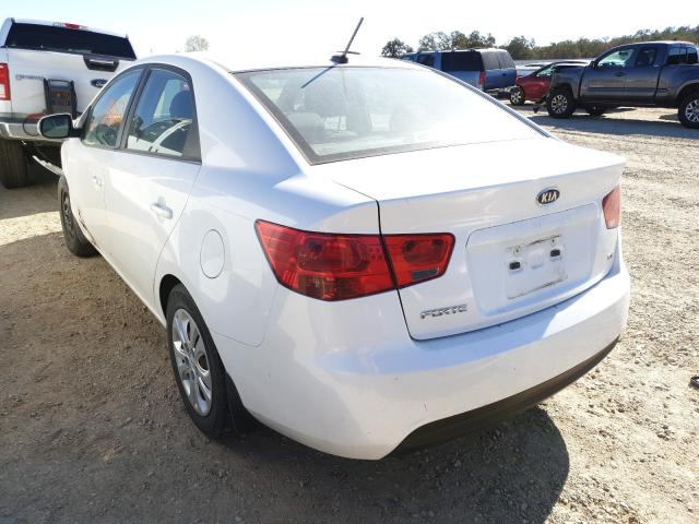 Photo 2 VIN: KNAFU4A26D5700729 - KIA FORTE EX 