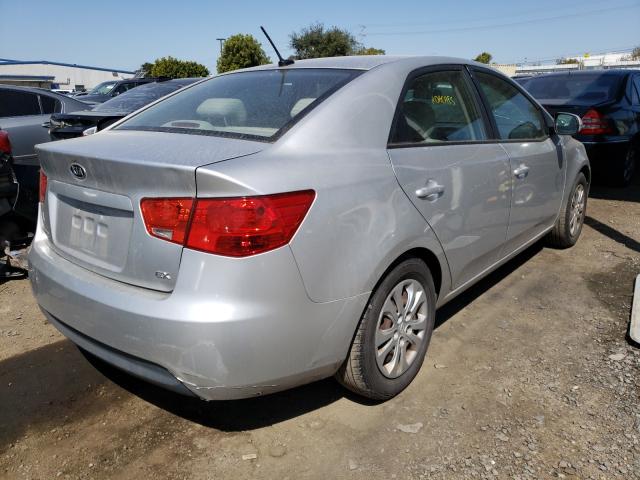 Photo 3 VIN: KNAFU4A26D5701914 - KIA FORTE EX 