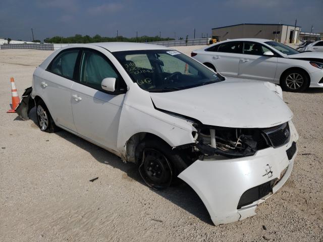 Photo 0 VIN: KNAFU4A26D5704246 - KIA FORTE EX 