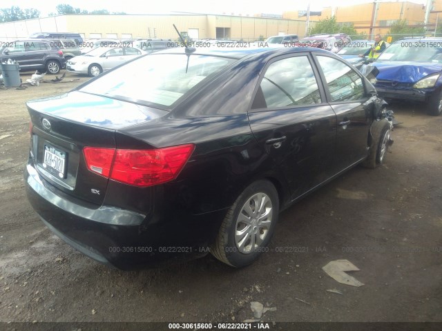 Photo 3 VIN: KNAFU4A26D5720172 - KIA FORTE 