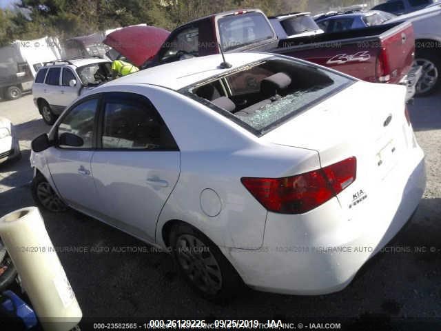 Photo 2 VIN: KNAFU4A26D5726618 - KIA FORTE 