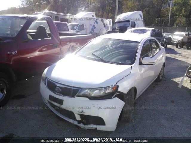 Photo 5 VIN: KNAFU4A26D5726618 - KIA FORTE 