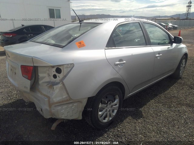 Photo 3 VIN: KNAFU4A26D5736579 - KIA FORTE 