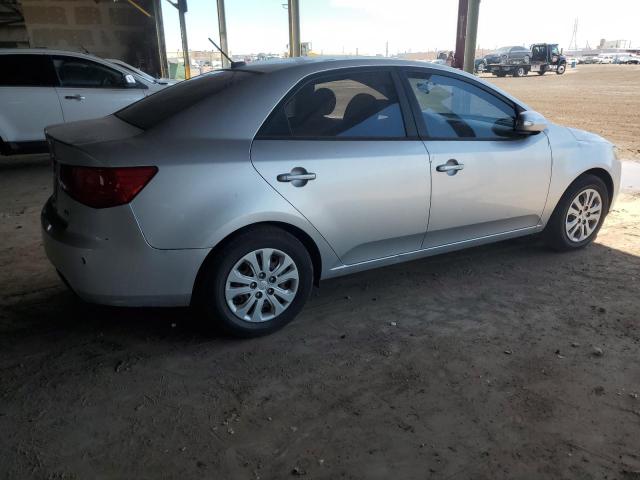 Photo 2 VIN: KNAFU4A27A5051843 - KIA FORTE 