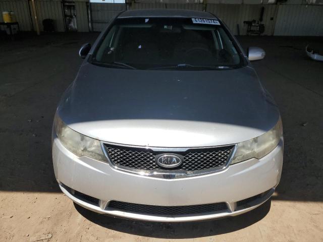 Photo 4 VIN: KNAFU4A27A5051843 - KIA FORTE 