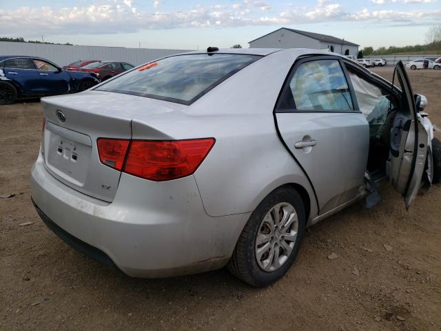 Photo 3 VIN: KNAFU4A27A5055830 - KIA FORTE EX 