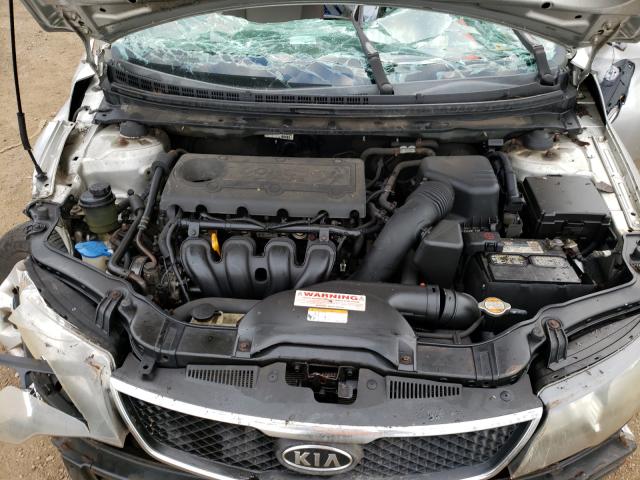 Photo 6 VIN: KNAFU4A27A5055830 - KIA FORTE EX 