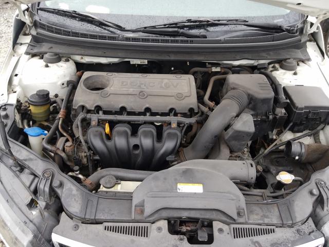 Photo 6 VIN: KNAFU4A27A5069923 - KIA FORTE EX 