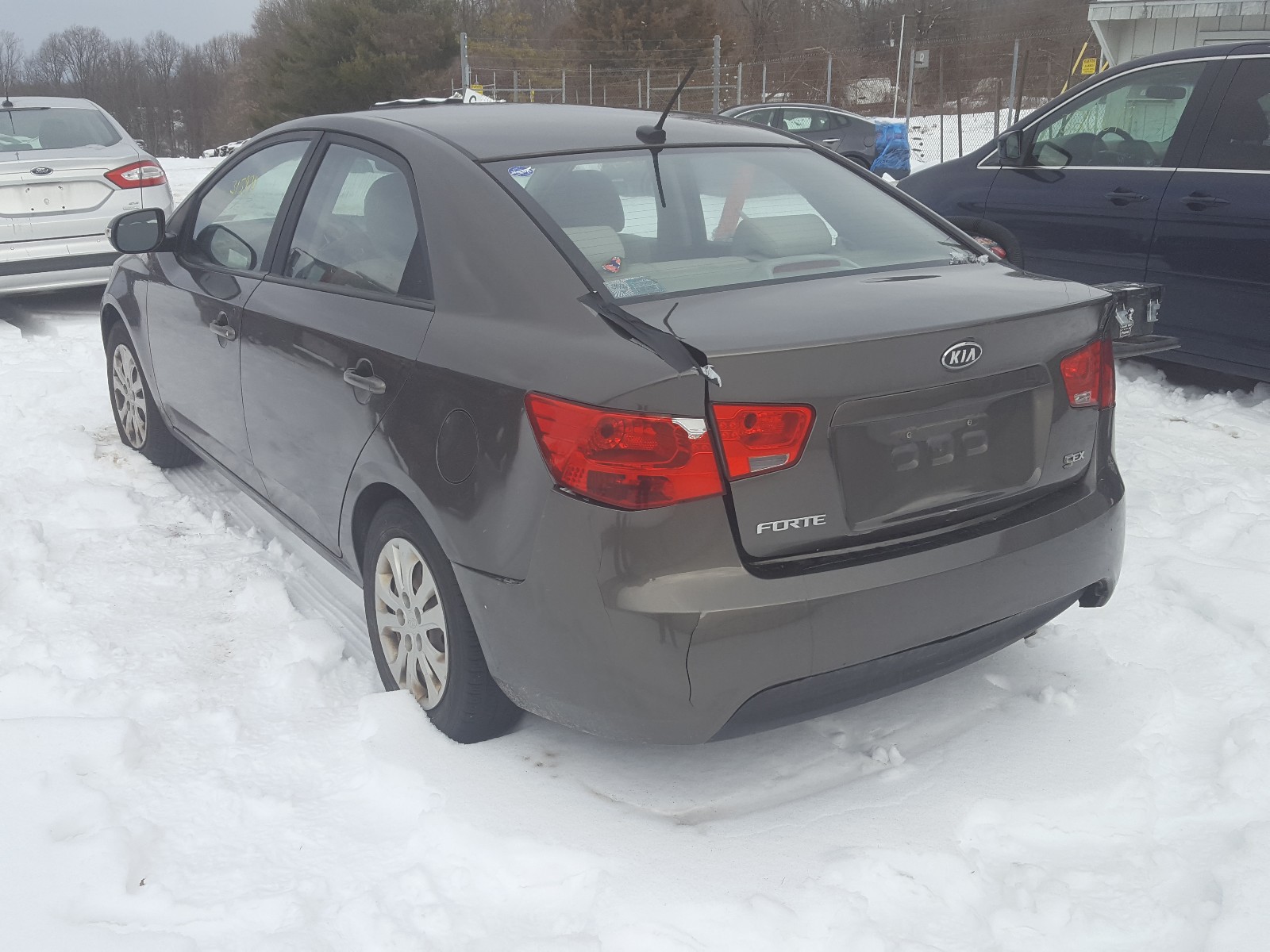 Photo 2 VIN: KNAFU4A27A5106730 - KIA FORTE EX 