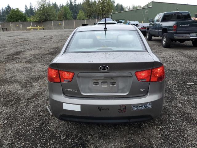 Photo 5 VIN: KNAFU4A27A5117811 - KIA FORTE EX 