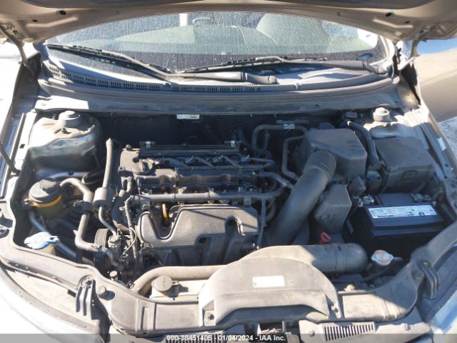 Photo 9 VIN: KNAFU4A27A5175790 - KIA FORTE 