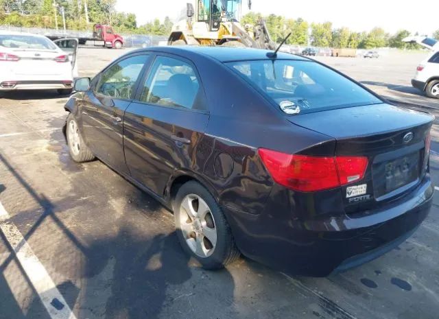 Photo 2 VIN: KNAFU4A27A5243120 - KIA FORTE 