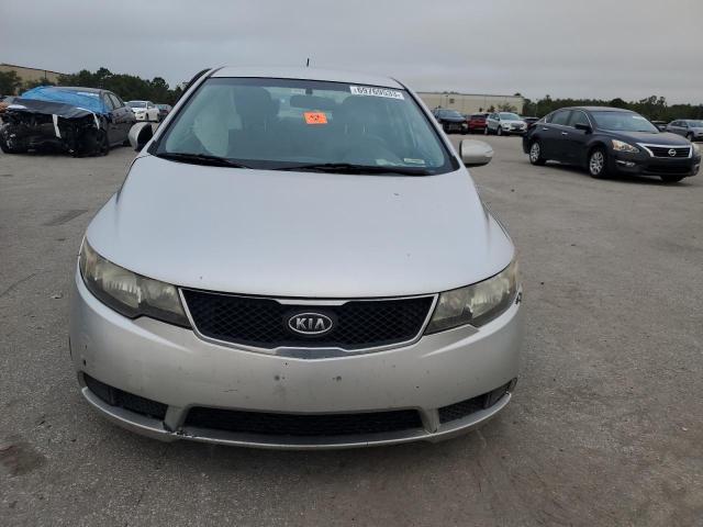 Photo 4 VIN: KNAFU4A27A5270124 - KIA FORTE EX 