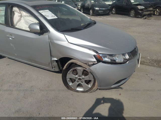 Photo 5 VIN: KNAFU4A27A5296383 - KIA FORTE 