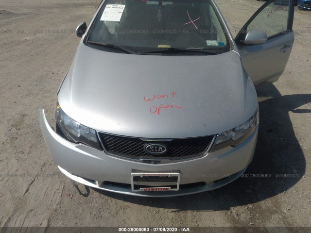 Photo 9 VIN: KNAFU4A27A5296383 - KIA FORTE 