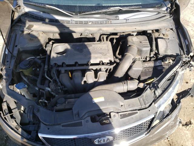 Photo 10 VIN: KNAFU4A27A5808174 - KIA FORTE EX 