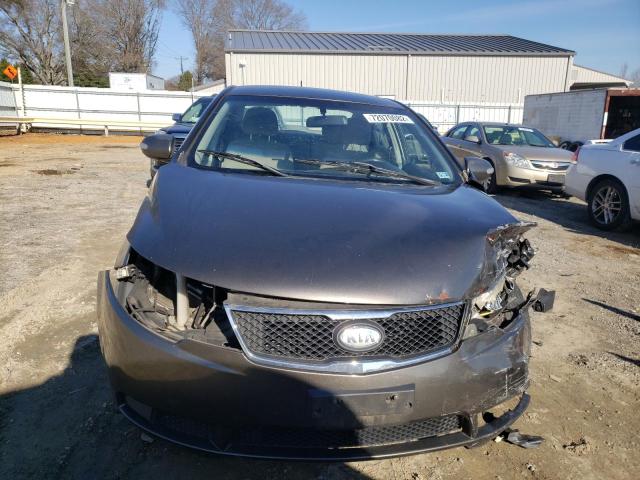 Photo 4 VIN: KNAFU4A27A5808174 - KIA FORTE EX 