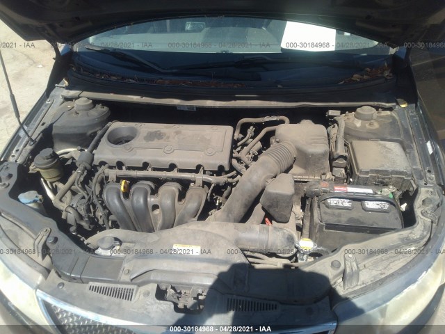 Photo 9 VIN: KNAFU4A27A5811060 - KIA FORTE 