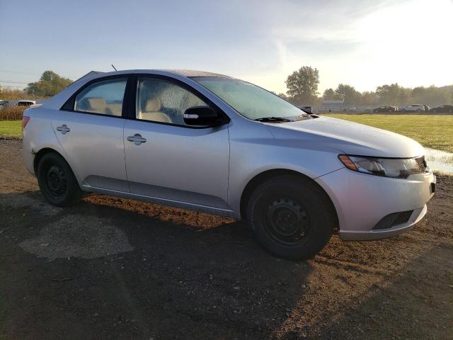 Photo 3 VIN: KNAFU4A27A5812872 - KIA FORTE EX 