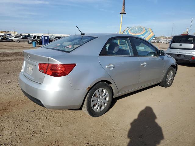 Photo 2 VIN: KNAFU4A27A5823273 - KIA FORTE EX 