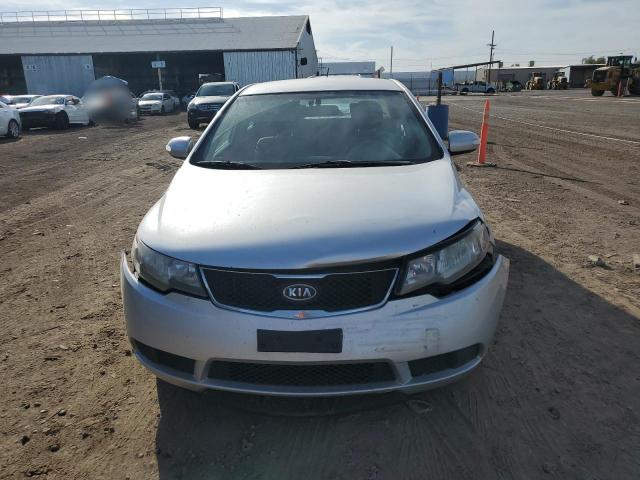 Photo 4 VIN: KNAFU4A27A5823273 - KIA FORTE EX 