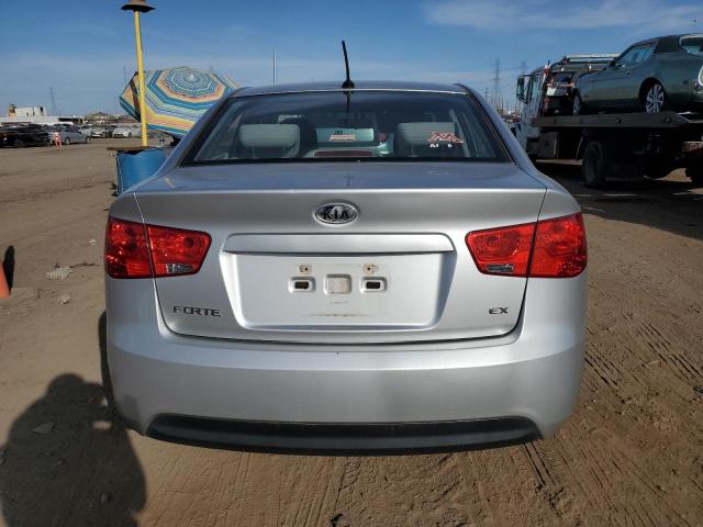 Photo 5 VIN: KNAFU4A27A5823273 - KIA FORTE EX 