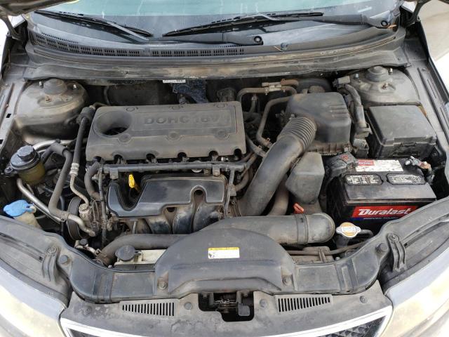 Photo 10 VIN: KNAFU4A27A5861568 - KIA FORTE EX 