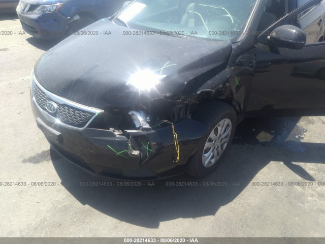 Photo 5 VIN: KNAFU4A27B5397523 - KIA FORTE 