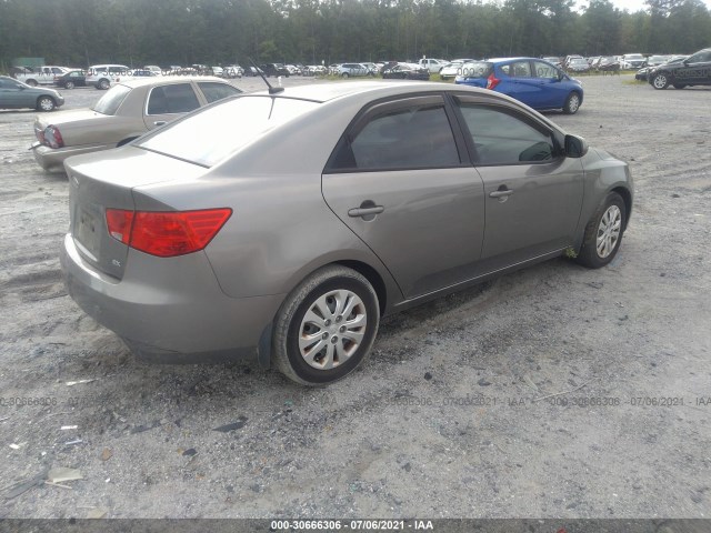 Photo 3 VIN: KNAFU4A27B5426230 - KIA FORTE 