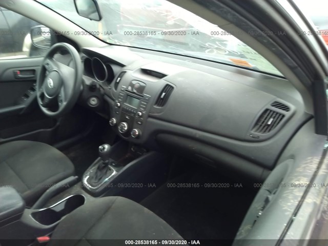 Photo 4 VIN: KNAFU4A27B5449328 - KIA FORTE 