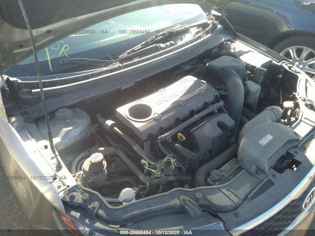 Photo 9 VIN: KNAFU4A27B5455503 - KIA FORTE 